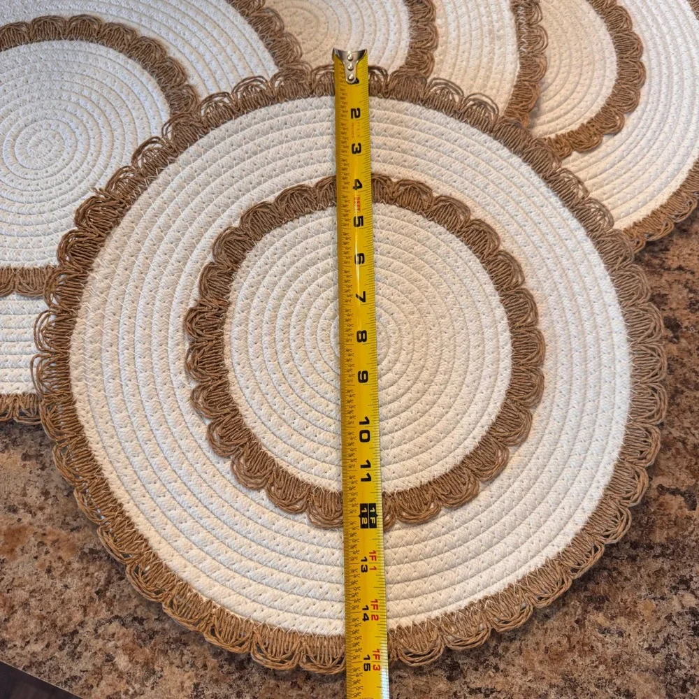 Nate Berkus Placemats (4) Scalloped Jute Trim Coastal Country Boho Hamptons